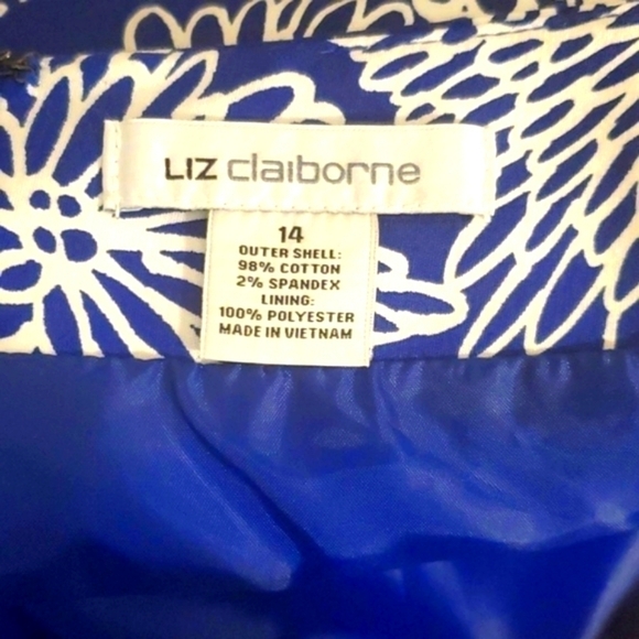 Liz Claiborne Blue Floral A Line skirt Size 14 - Picture 3 of 13
